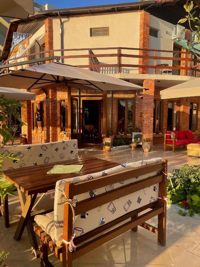Tekada Hotel & Restaurant วญอเรอ ภายนอก รูปภาพ